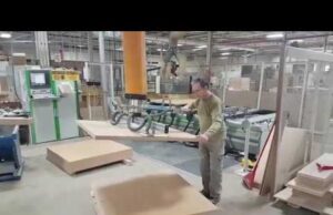 ANVER VT Vacuum Tube Lifter for Handling Particle Board ANVER VT Vacuum Tube Lifter for Handling Particle Board