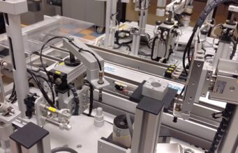 SMC – Fms200. Automation Station working at Palo Alto College Automation Station